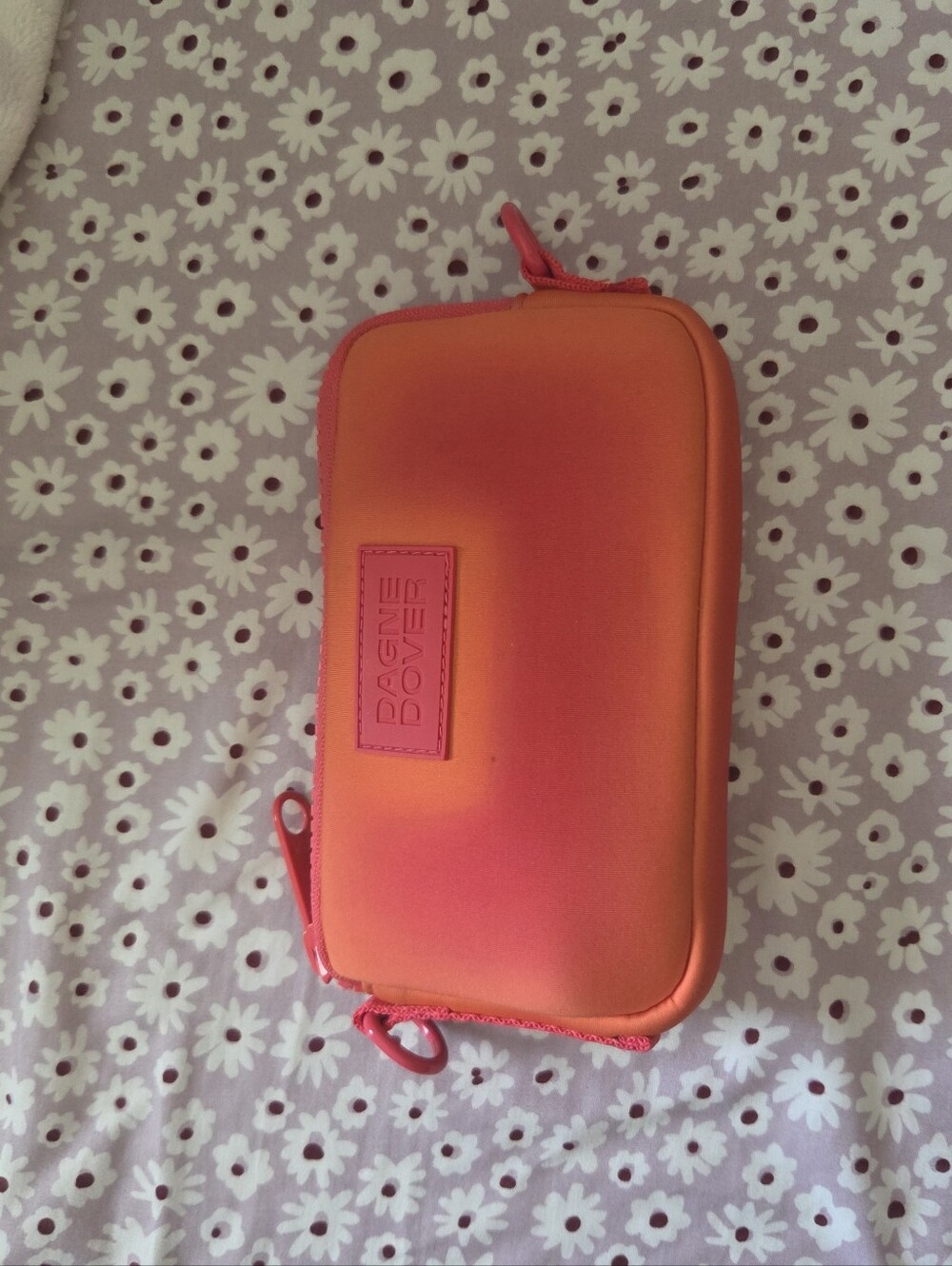 dagne dover mara phone sling heatwave